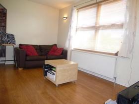 1 bedroom Flat for s...
